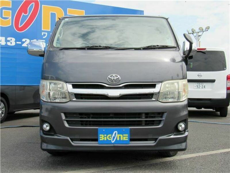 HIACE VAN