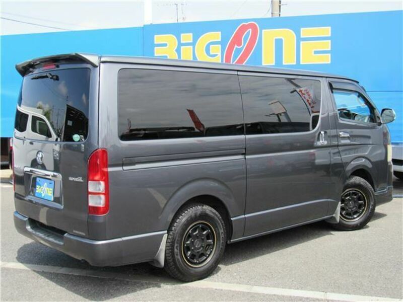 HIACE VAN
