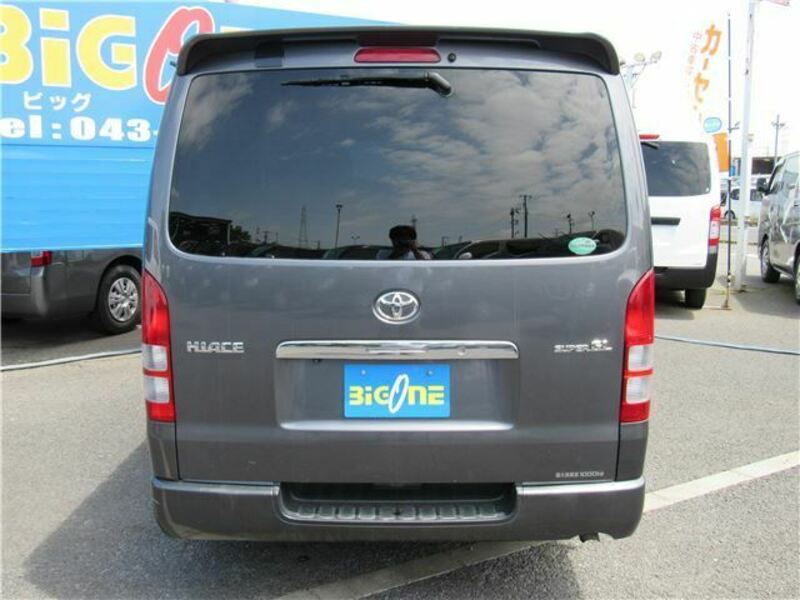 HIACE VAN