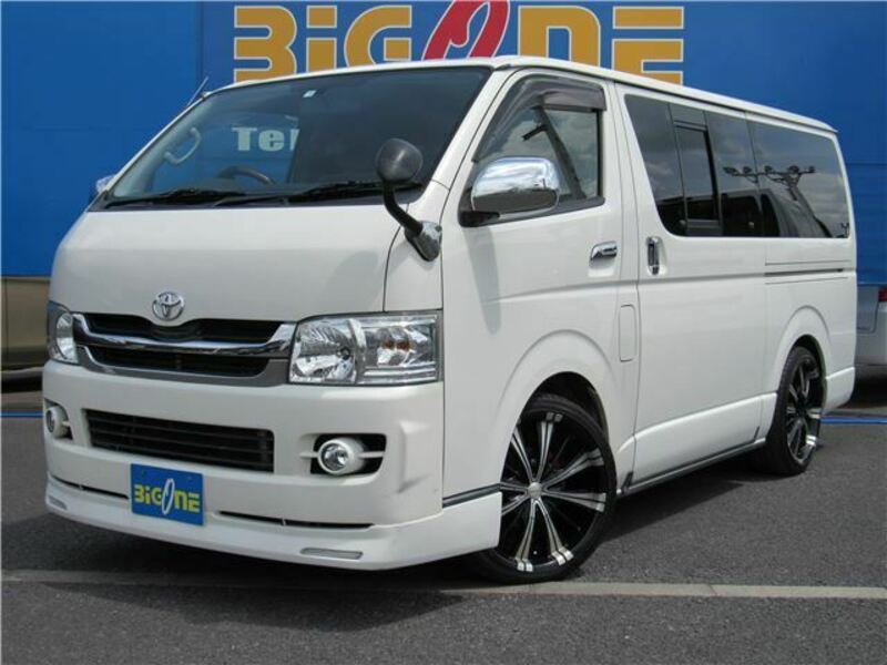 HIACE VAN