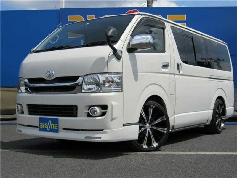 HIACE VAN