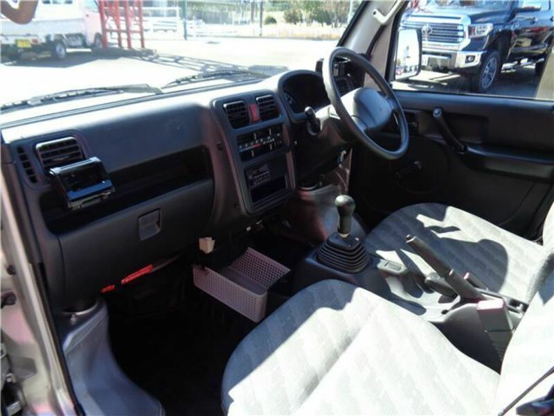 CARRY TRUCK