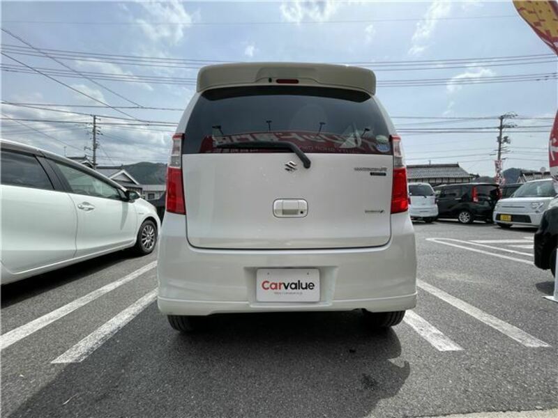 WAGON R-3