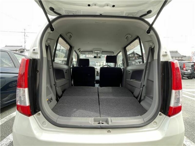 WAGON R-15