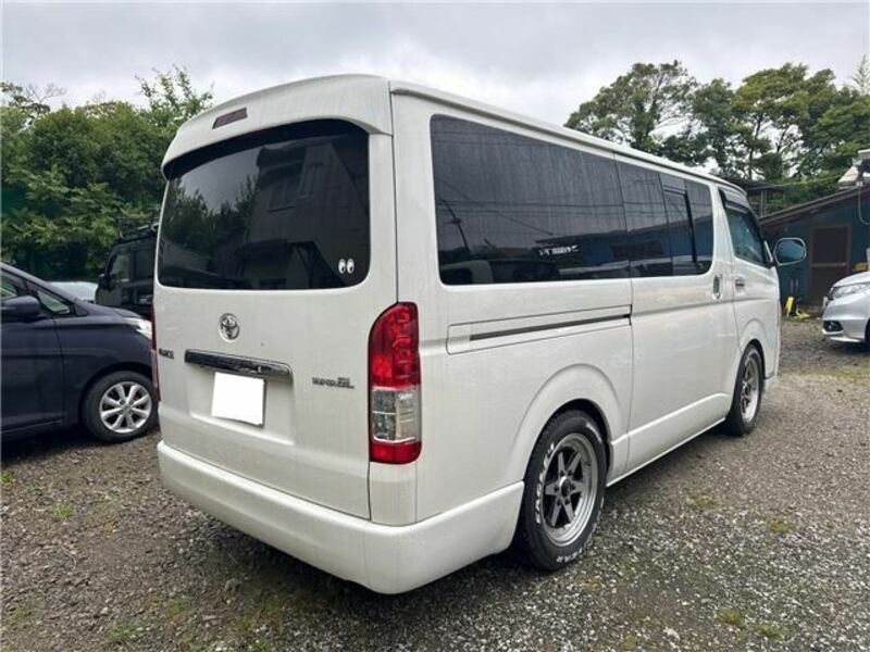 HIACE