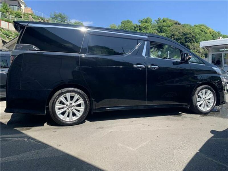 VELLFIRE-5