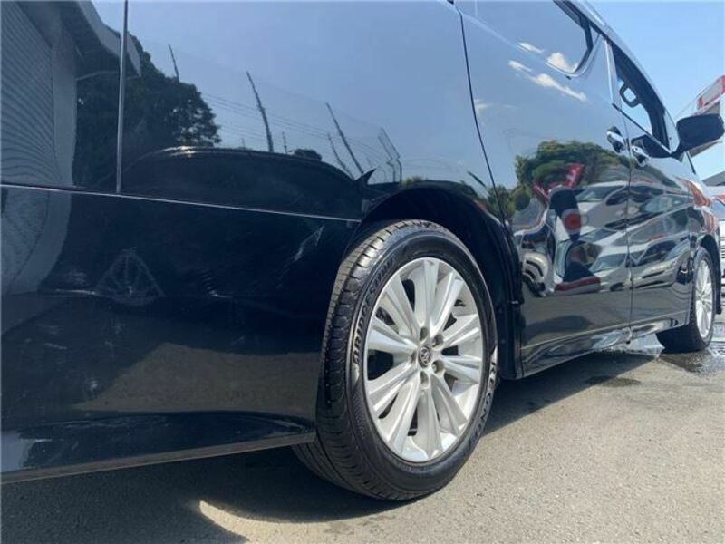 VELLFIRE-10