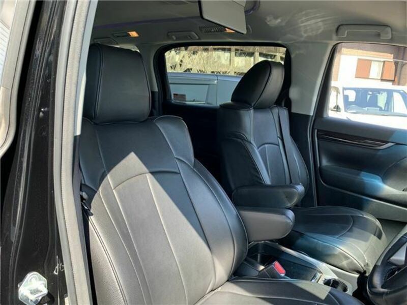 VELLFIRE-17