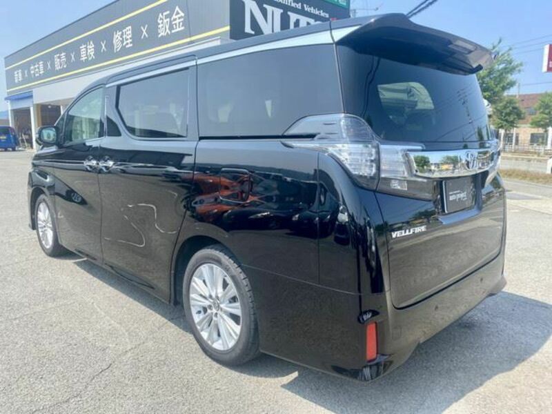 VELLFIRE-9