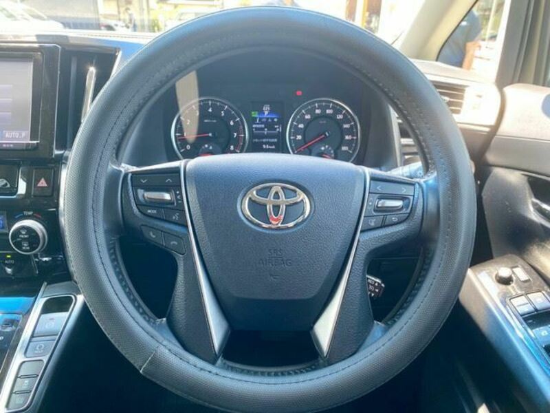 VELLFIRE-38