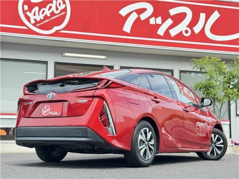 PRIUS PHV