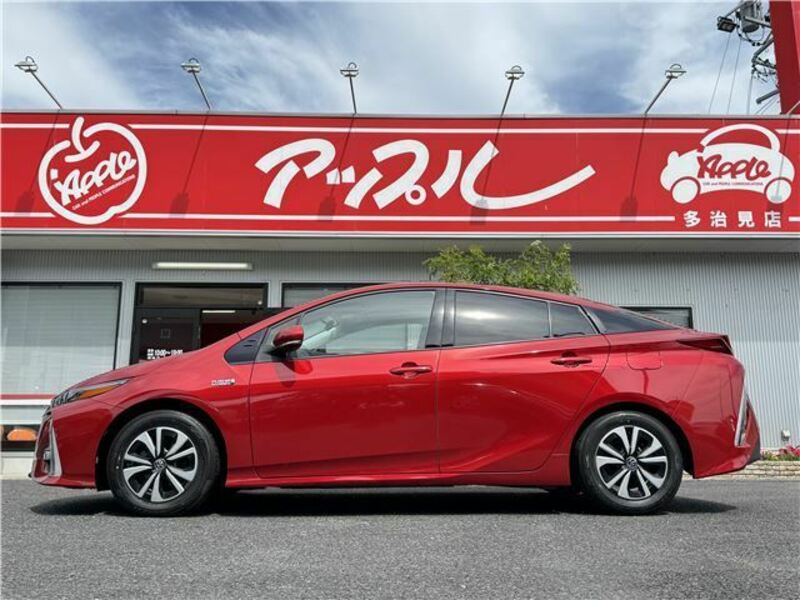 PRIUS PHV