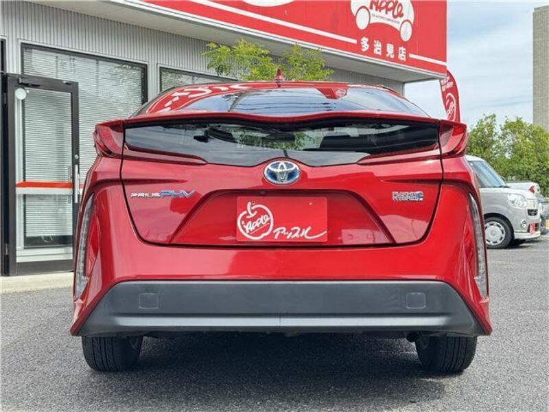 PRIUS PHV