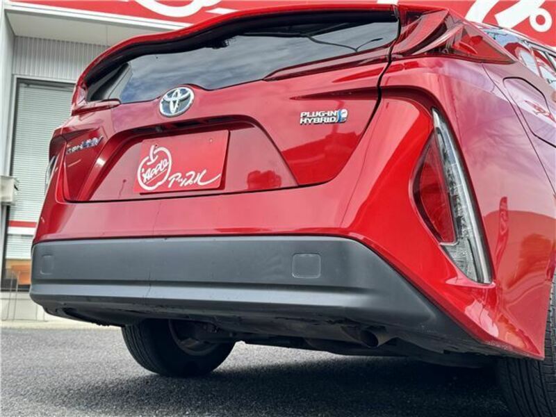 PRIUS PHV