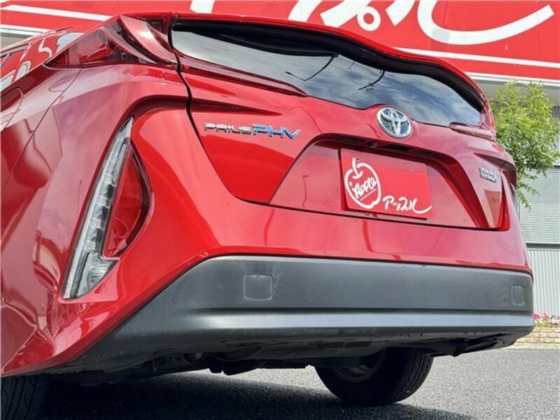 PRIUS PHV