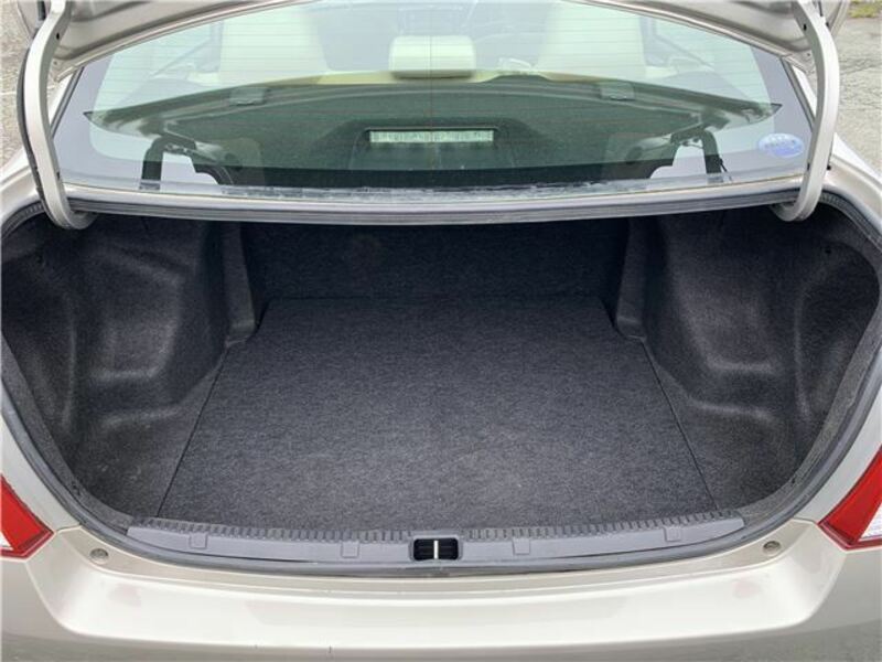 COROLLA AXIO