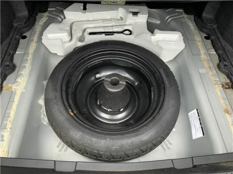 COROLLA AXIO
