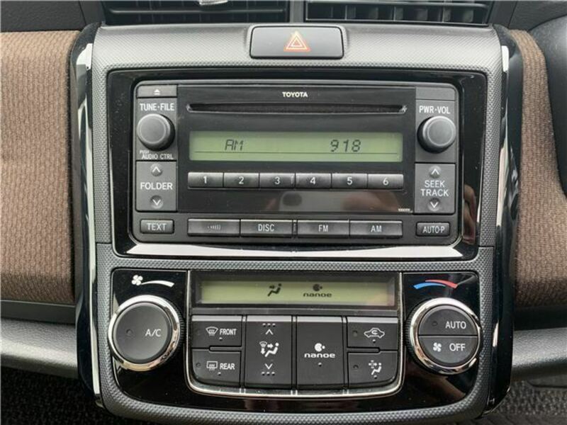 COROLLA AXIO