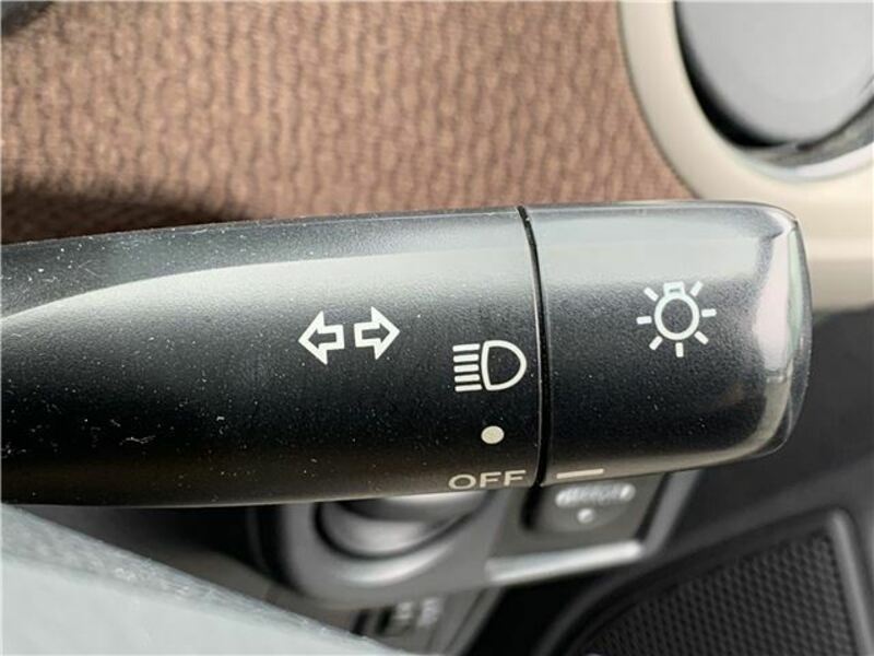 COROLLA AXIO