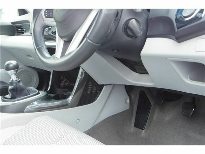 CR-Z