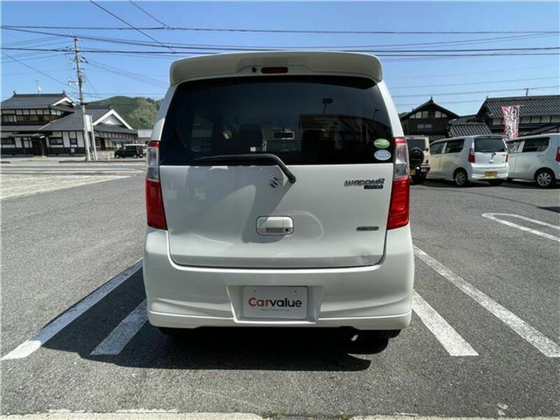 WAGON R