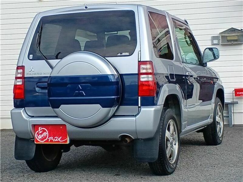 PAJERO MINI