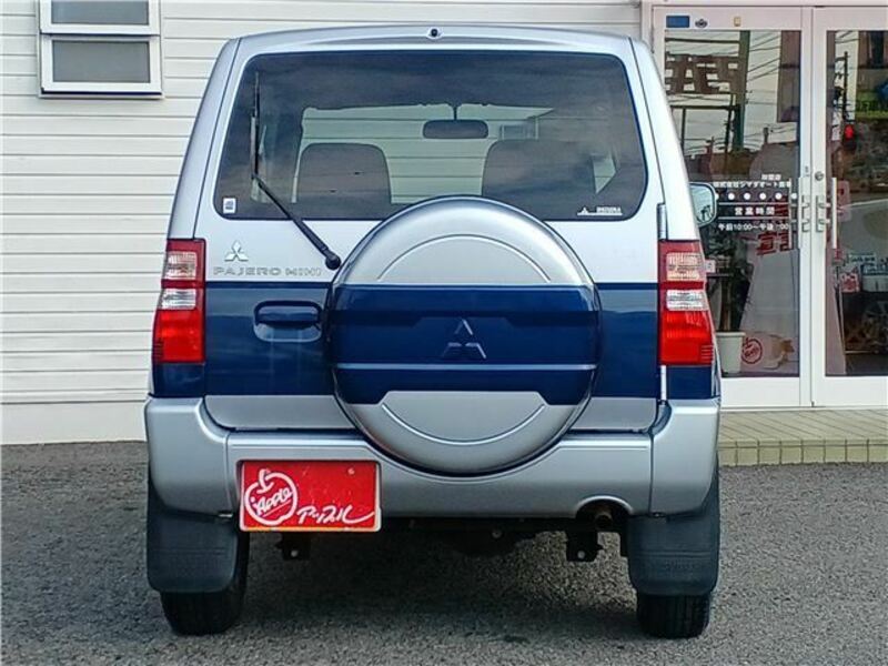 PAJERO MINI