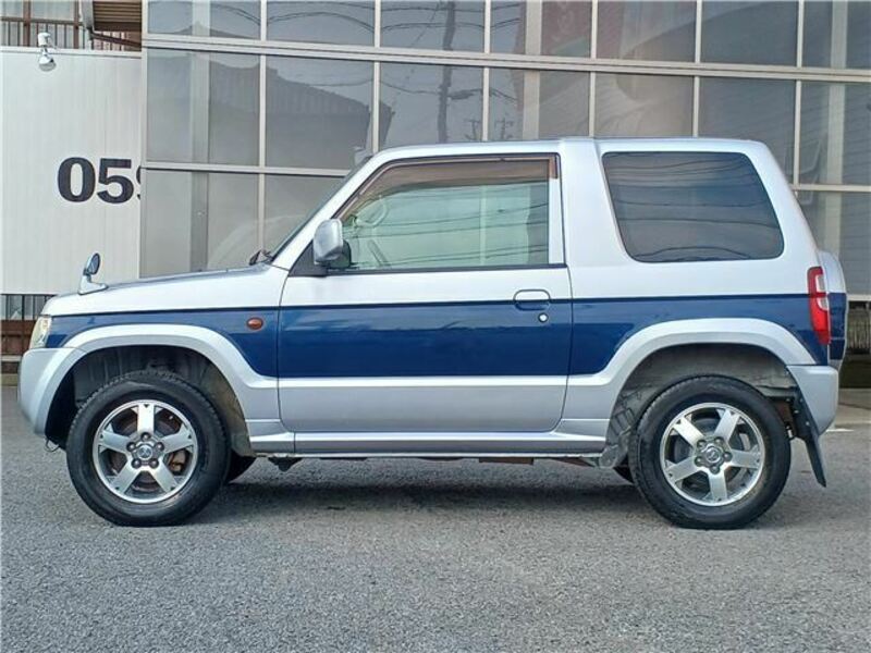 PAJERO MINI