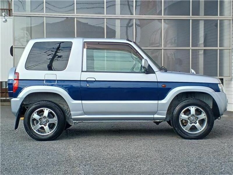 PAJERO MINI