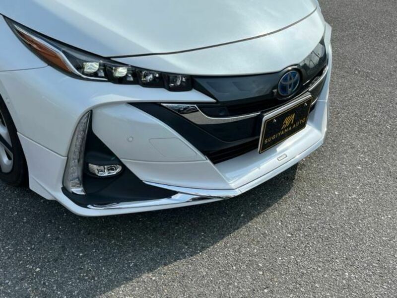PRIUS PHV