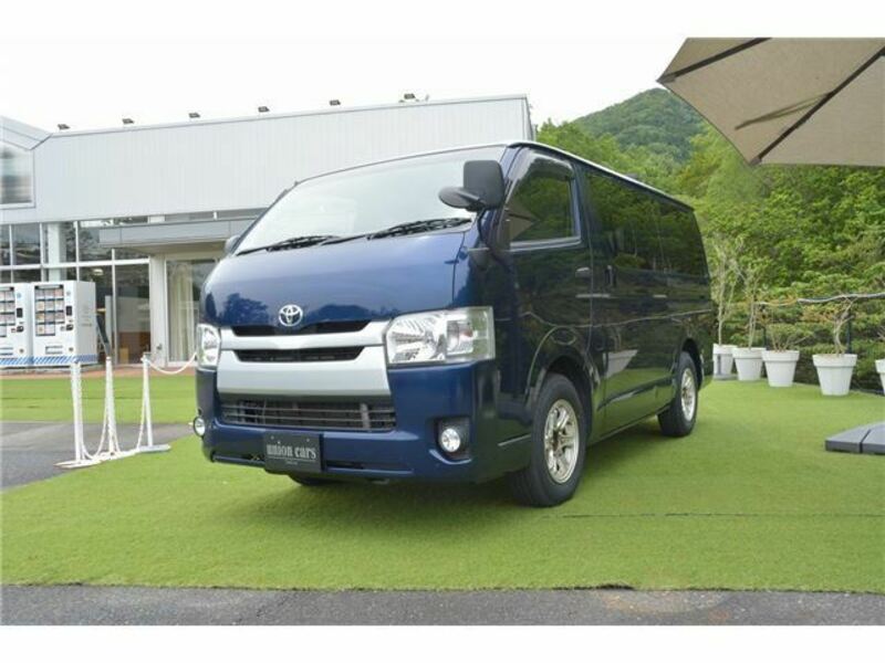 HIACE VAN