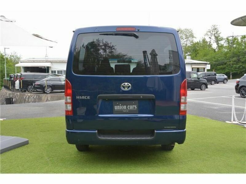 HIACE VAN