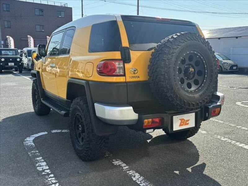 FJ CRUISER-12