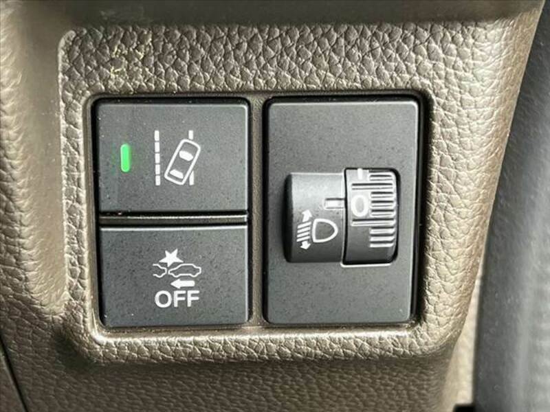 N BOX