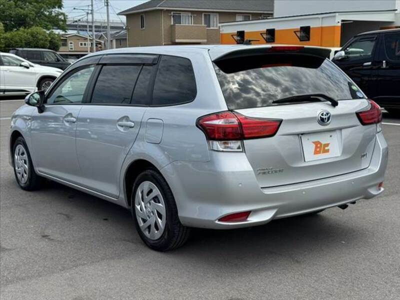 COROLLA FIELDER
