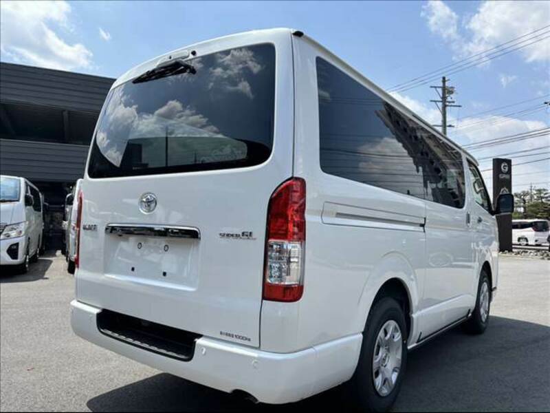 HIACE VAN
