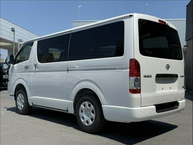 HIACE VAN