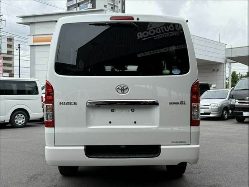 HIACE VAN
