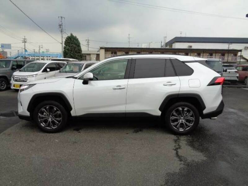 RAV4