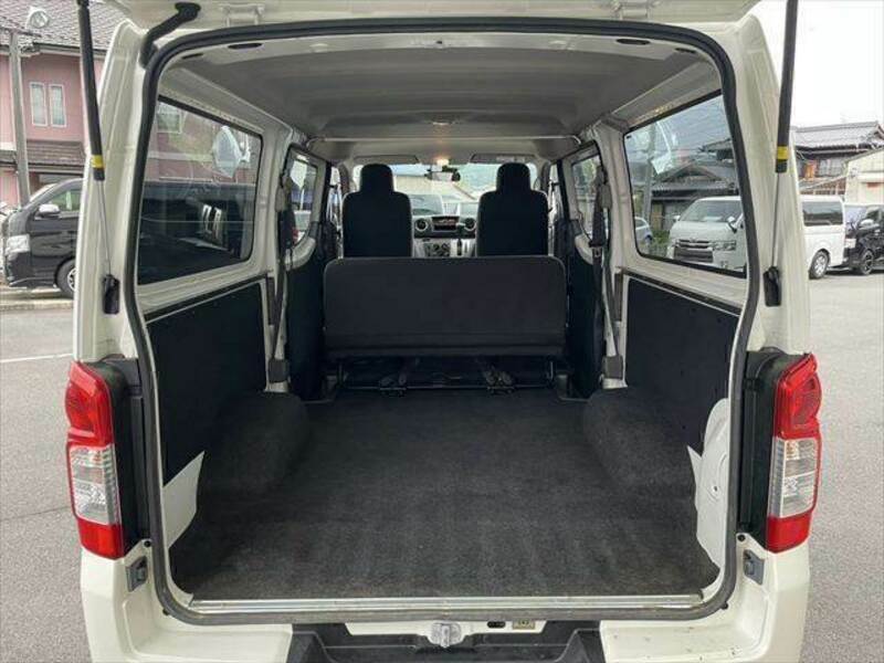 NV350 CARAVAN