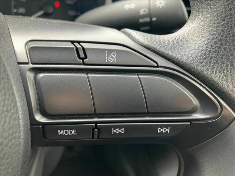 YARIS-16