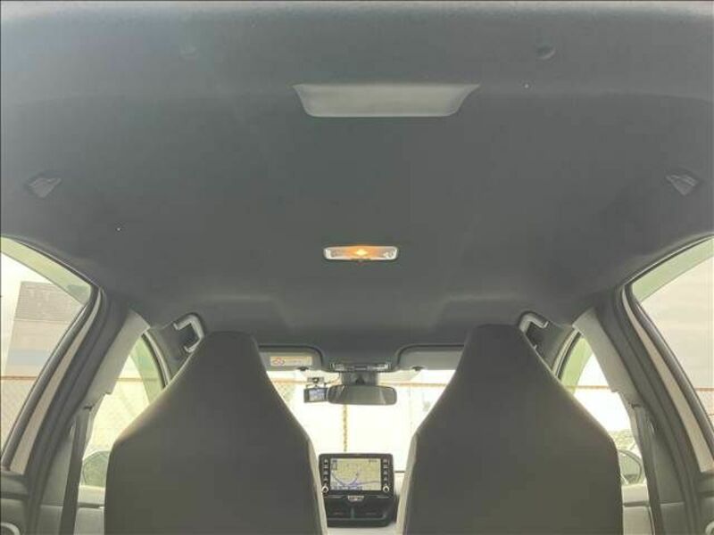 YARIS-17