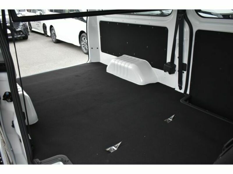 NV350 CARAVAN