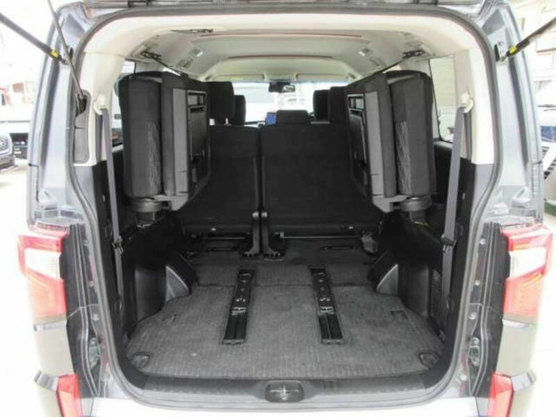 DELICA D5