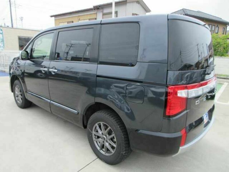 DELICA D5