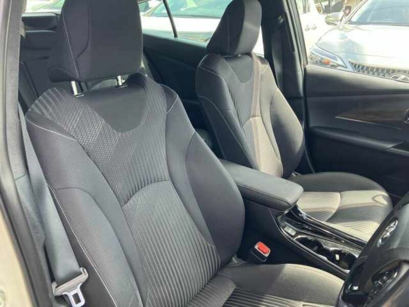 PRIUS PHV-10