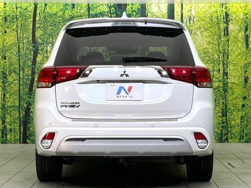 OUTLANDER PHEV