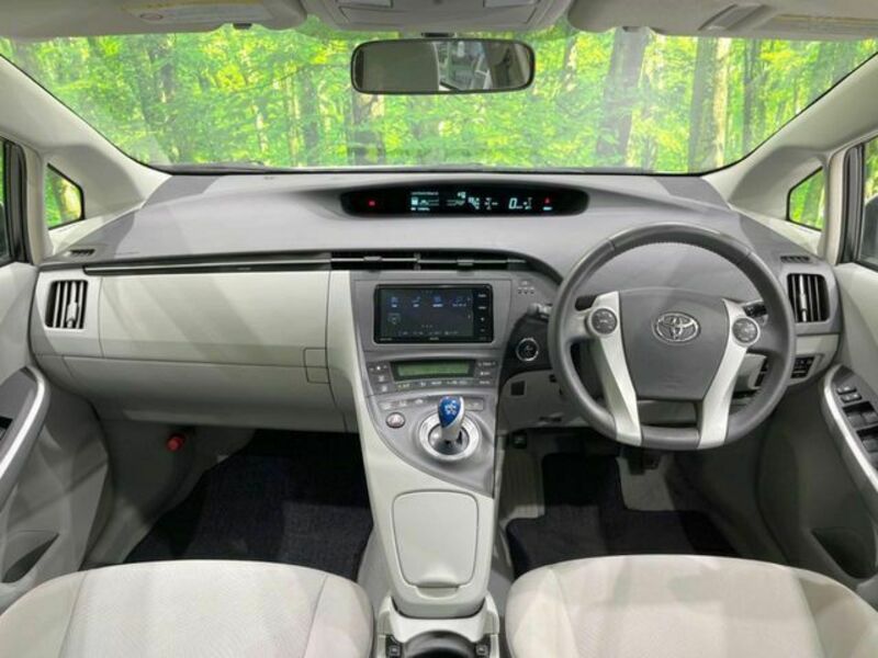 PRIUS-1