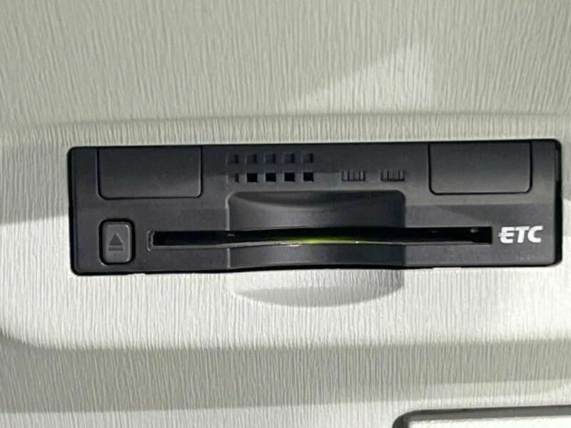 PRIUS-4