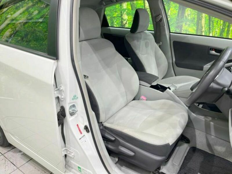 PRIUS-7